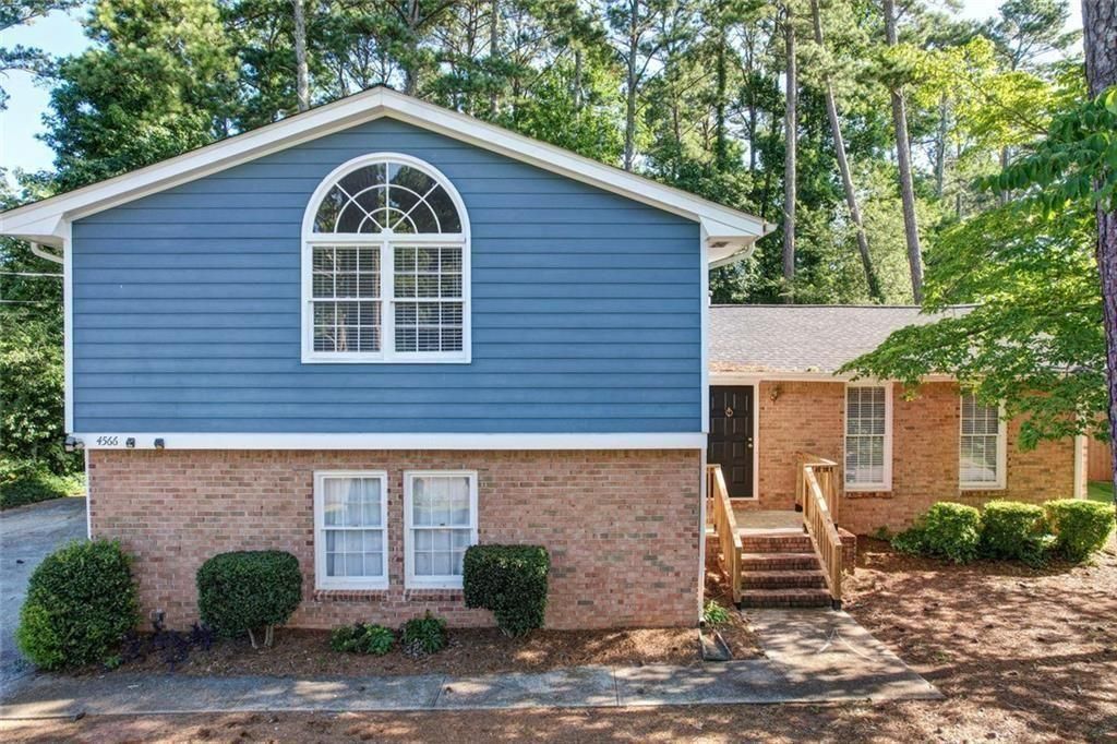 4566 Mountain Creek Drive NE, Roswell, GA 30075