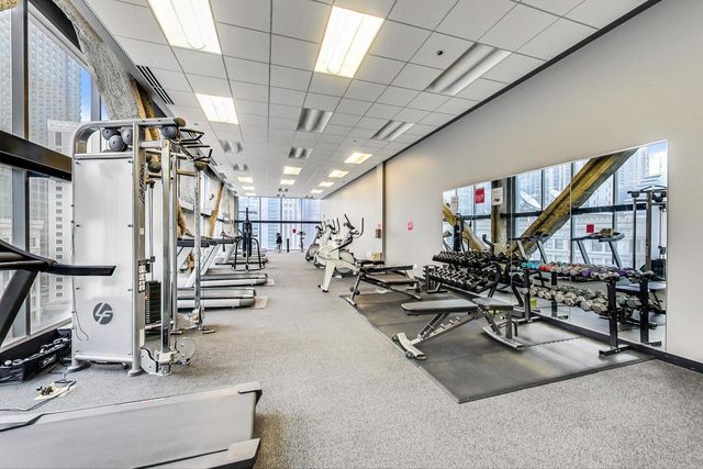 8 E RANDOLPH Street 2904, Chicago, IL 60601