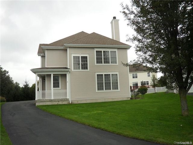 6 Blackmoor Circle, Highland Mills, NY 10930