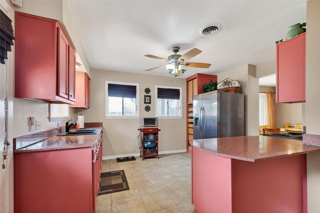 5443 Kingfisher Drive, Houston, TX 77096