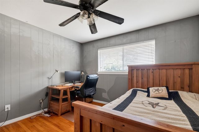 5443 Kingfisher Drive, Houston, TX 77096