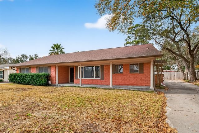 5443 Kingfisher Drive, Houston, TX 77096