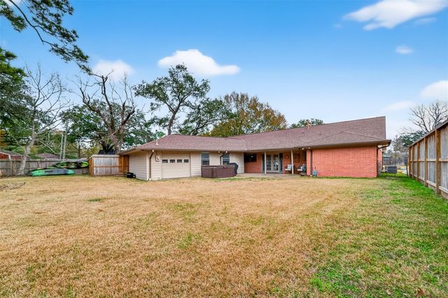 5443 Kingfisher Drive, Houston, TX 77096