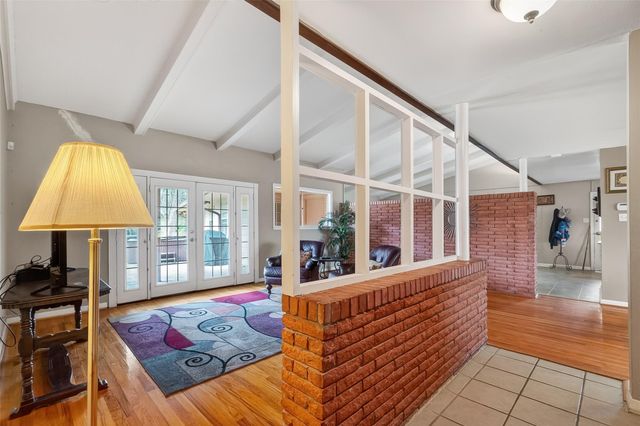 5443 Kingfisher Drive, Houston, TX 77096