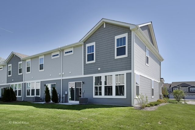 1163 White Oak Circle, Crystal Lake, IL 60012