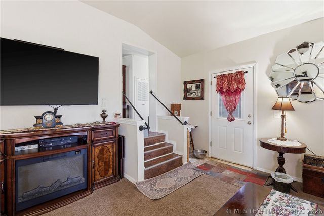 19828 S 365th East Avenue, Porter, OK 74454