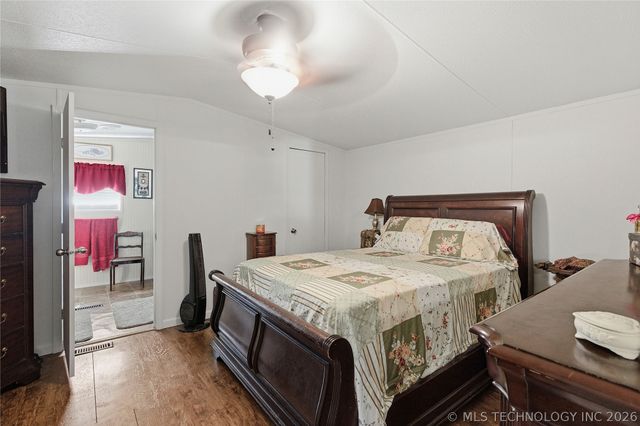 19828 S 365th East Avenue, Porter, OK 74454