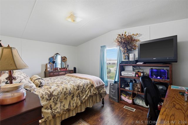 19828 S 365th East Avenue, Porter, OK 74454