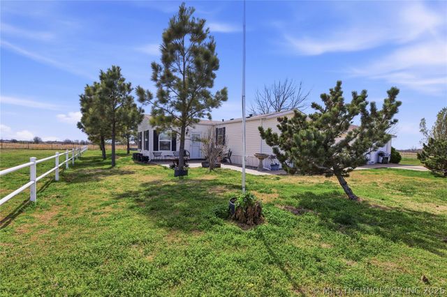 19828 S 365th East Avenue, Porter, OK 74454