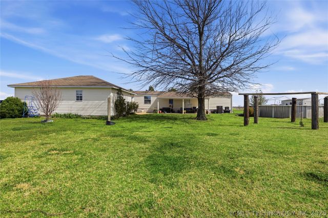 19828 S 365th East Avenue, Porter, OK 74454