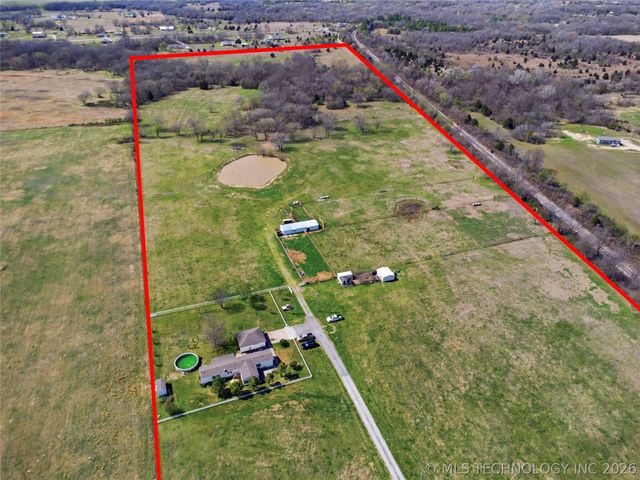 19828 S 365th East Avenue, Porter, OK 74454