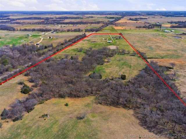 19828 S 365th East Avenue, Porter, OK 74454