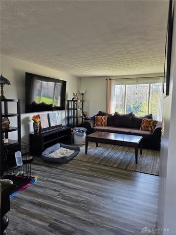 6423 Pheasant Hill Road, Dayton, OH 45424