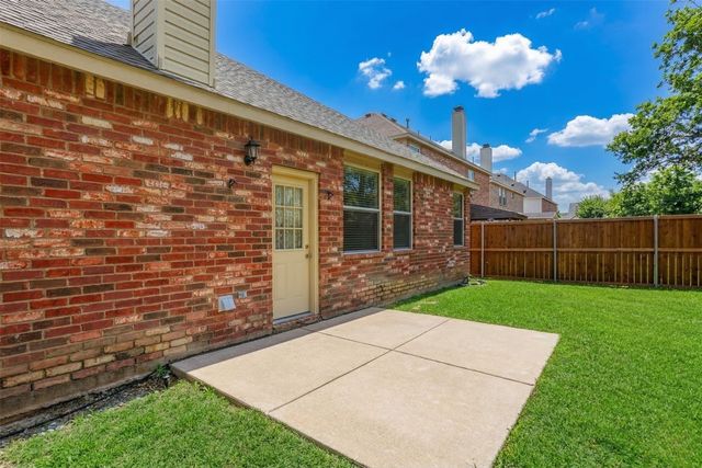 2416 Dalhart Trail, Mckinney, TX 75072