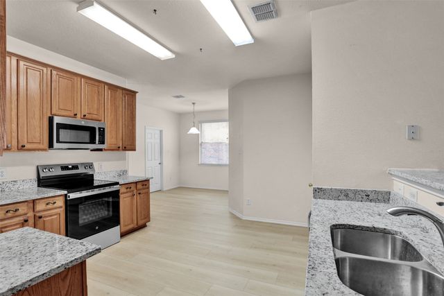 2416 Dalhart Trail, Mckinney, TX 75072