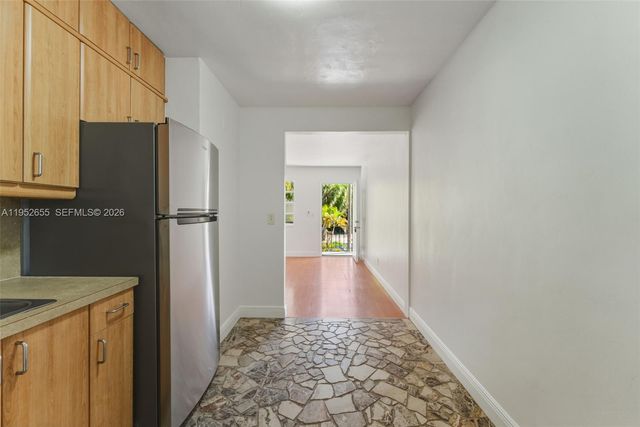 645 NE 77th St 17, Miami, FL 33138