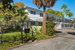 645 NE 77th St 17, Miami, FL 33138