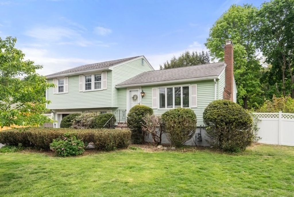 2 Forbes Rd, Canton, MA 02021