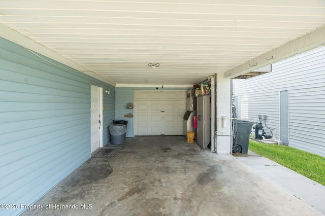 7637 Hatteras Drive, Hudson, FL 34667