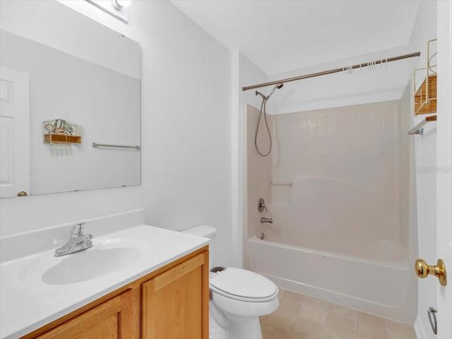 8294 SETTLERS CREEK LOOP, Lakeland, FL 33810