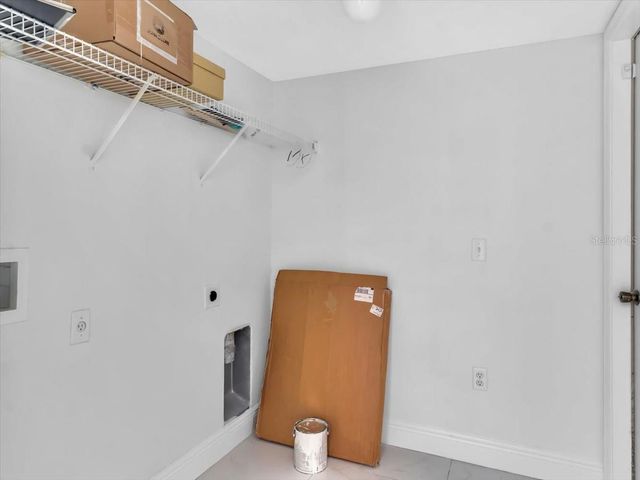 8294 SETTLERS CREEK LOOP, Lakeland, FL 33810
