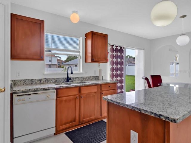 8294 SETTLERS CREEK LOOP, Lakeland, FL 33810