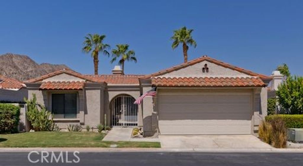 48139 Calle Seranas, La Quinta, CA 92253