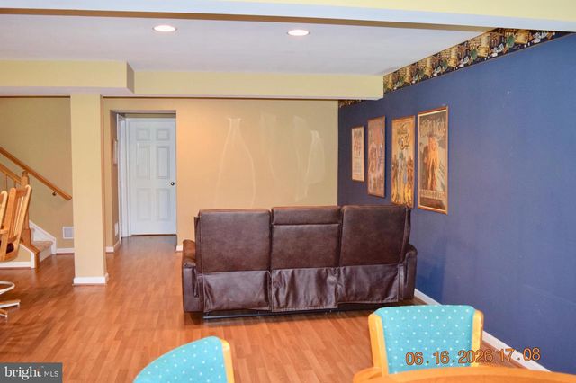 134 MALONEY TER, Avondale, PA 19311