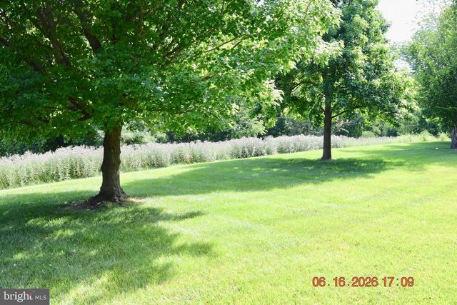 134 MALONEY TER, Avondale, PA 19311