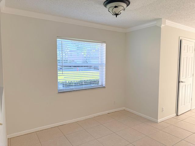 6874 Willow Creek Run, Lake Worth, FL 33463