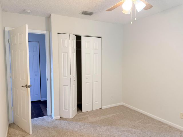 6874 Willow Creek Run, Lake Worth, FL 33463