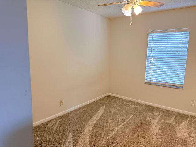 6874 Willow Creek Run, Lake Worth, FL 33463