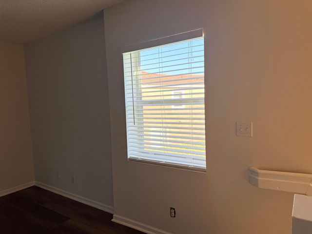 6874 Willow Creek Run, Lake Worth, FL 33463