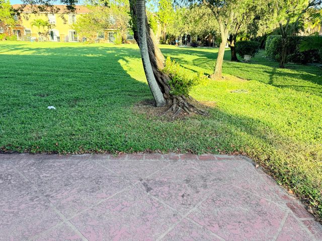 6874 Willow Creek Run, Lake Worth, FL 33463