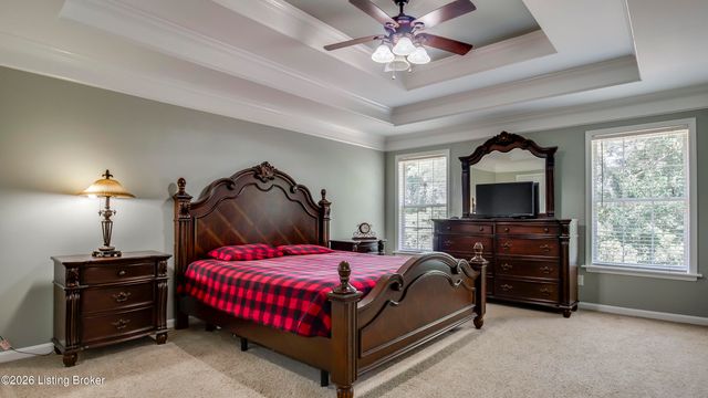 4547 Cherry Forest Cir, Louisville, KY 40245