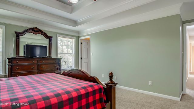 4547 Cherry Forest Cir, Louisville, KY 40245