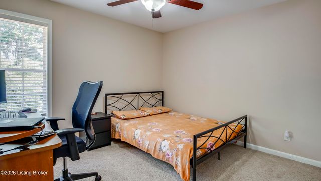 4547 Cherry Forest Cir, Louisville, KY 40245
