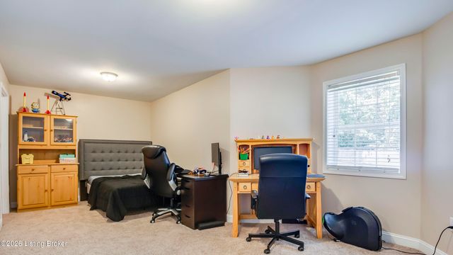 4547 Cherry Forest Cir, Louisville, KY 40245