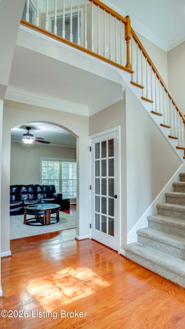 4547 Cherry Forest Cir, Louisville, KY 40245