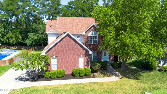 4547 Cherry Forest Cir, Louisville, KY 40245