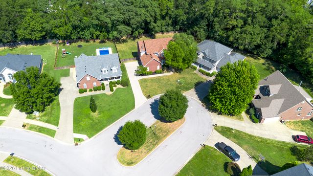 4547 Cherry Forest Cir, Louisville, KY 40245