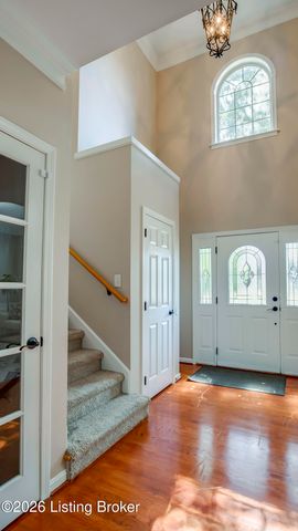 4547 Cherry Forest Cir, Louisville, KY 40245