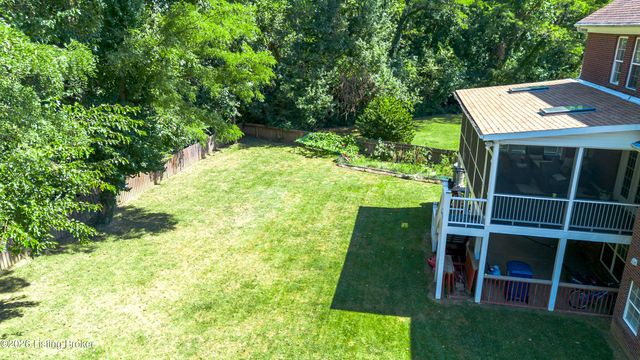 4547 Cherry Forest Cir, Louisville, KY 40245