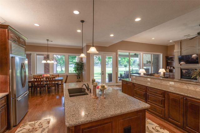 5427 Weston Drive, Fulshear, TX 77441
