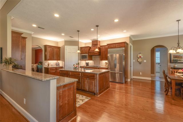 5427 Weston Drive, Fulshear, TX 77441