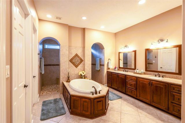 5427 Weston Drive, Fulshear, TX 77441