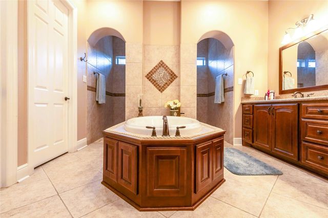 5427 Weston Drive, Fulshear, TX 77441