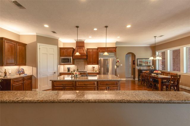 5427 Weston Drive, Fulshear, TX 77441