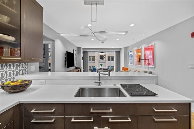 80 Broad St 808, Boston, MA 02110