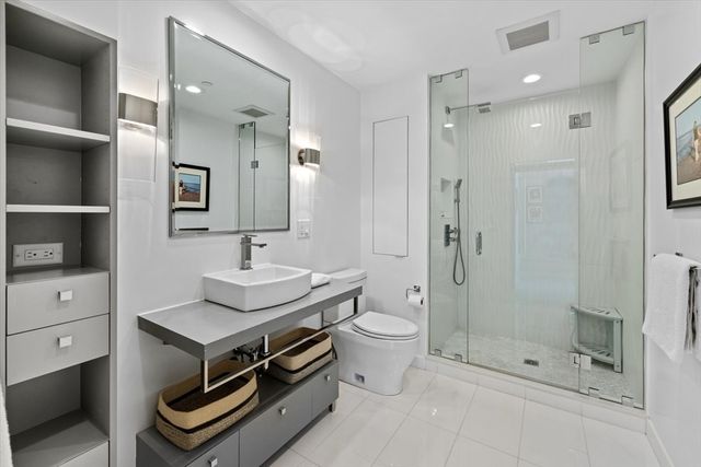 80 Broad St 808, Boston, MA 02110